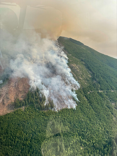 2620 Road Fire DNR Heli Aerial Photo 2_20240815_WA_OLS_000079